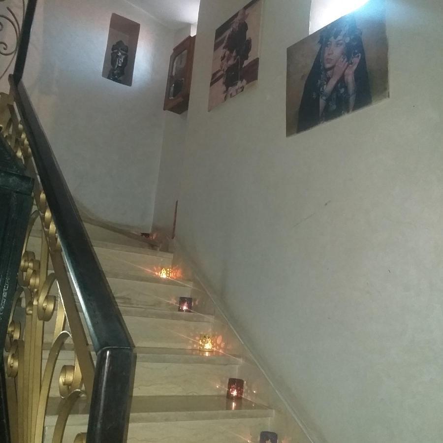 Hotel Lahlou Riad Cafeteria 乌季达 外观 照片